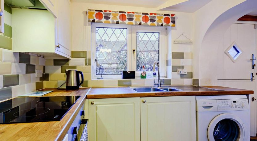 Photo of 3 Bed in Holt