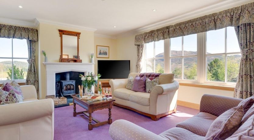 Photo of 8 Bed in Whitebridge