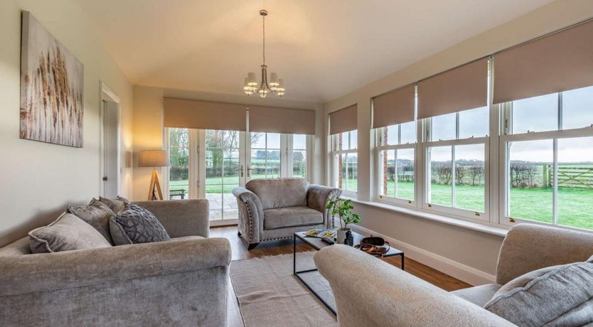 Photo of 5 Bed in Weeton