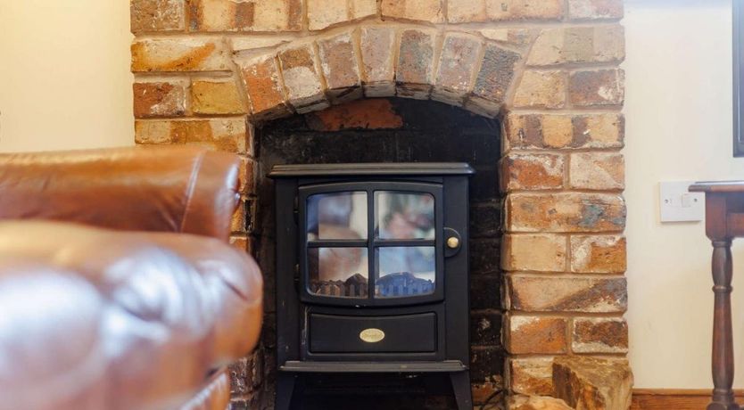 Photo of 1 Bed in Leighton