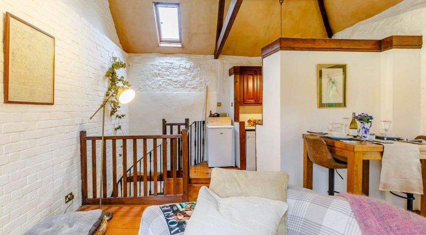 Photo of 1 Bed in Hittisleigh