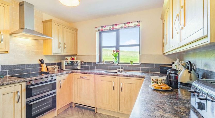 Photo of 3 Bed in Lamberton