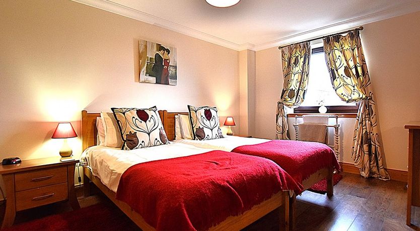 Photo of 2 Bed in Forgandenny