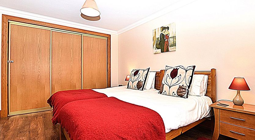 Photo of 2 Bed in Perth