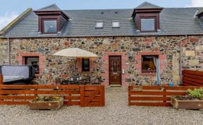 Photo of 2 Bed in Forgandenny