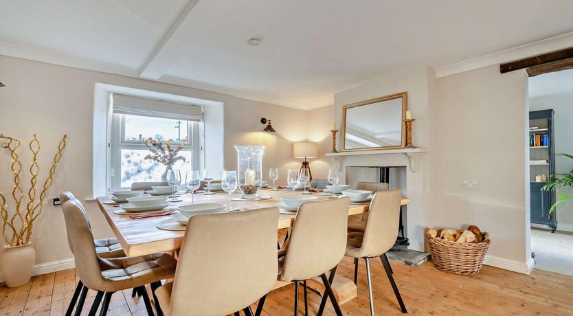 Photo of 5 Bed in Torpenhow