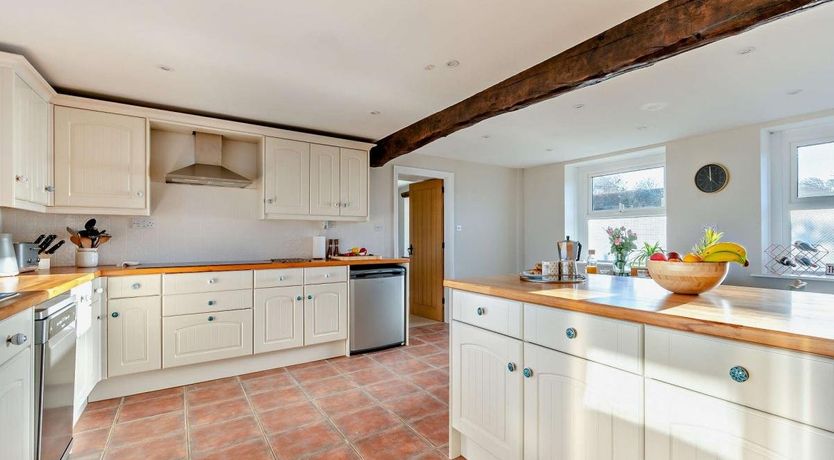 Photo of 5 Bed in Torpenhow