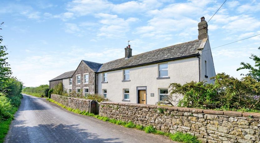 Photo of 5 Bed in Torpenhow