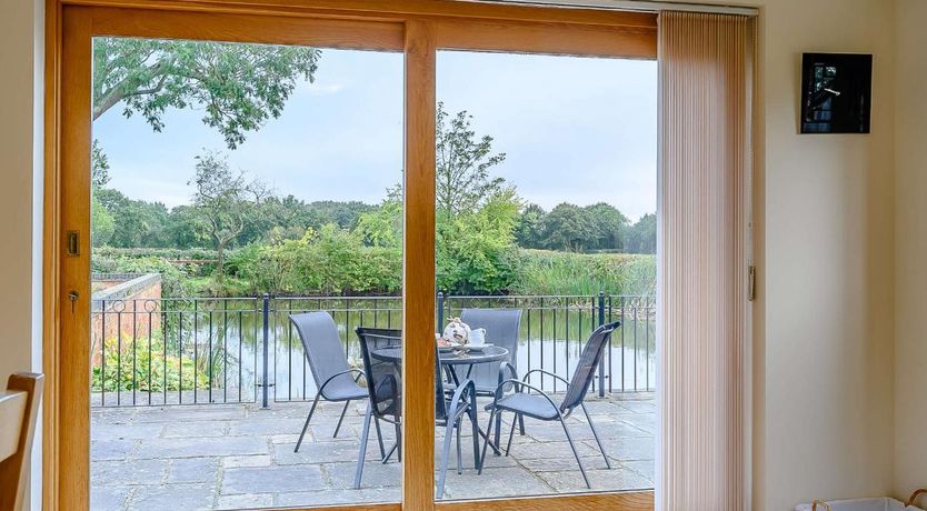 Photo of 2 Bed in Ryton on Dunsmore