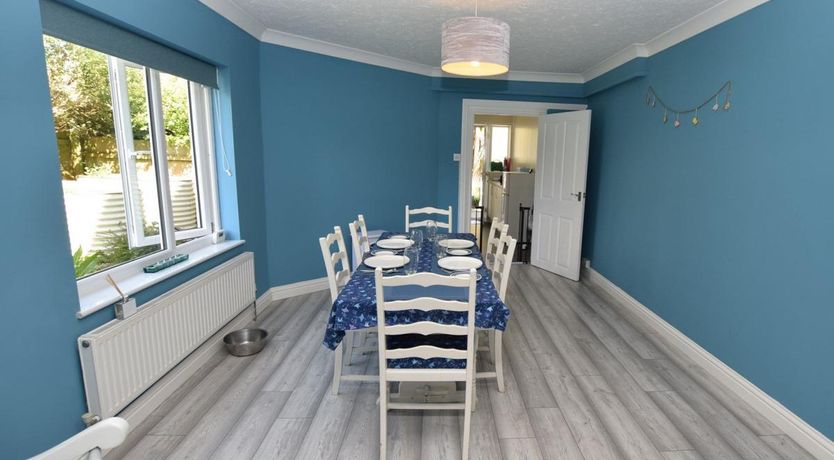 Photo of 2 Bed in Dawlish