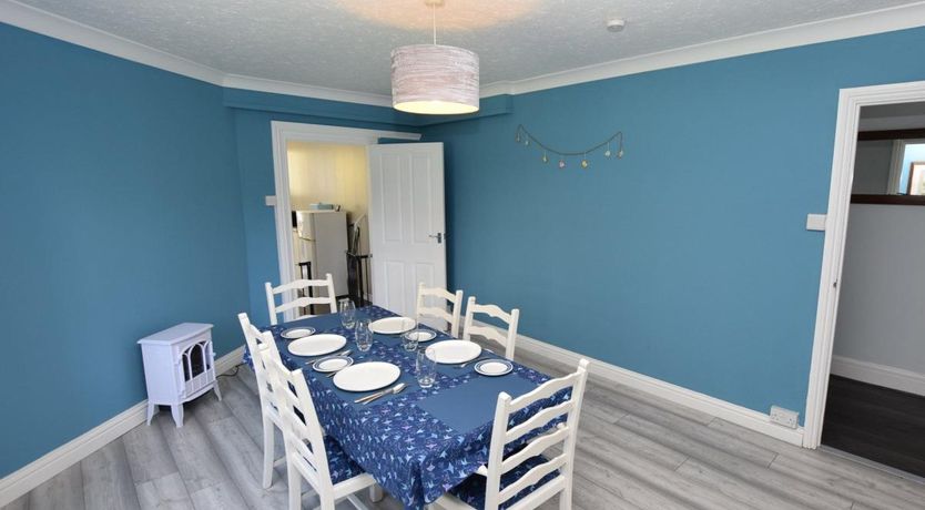 Photo of 2 Bed in Dawlish