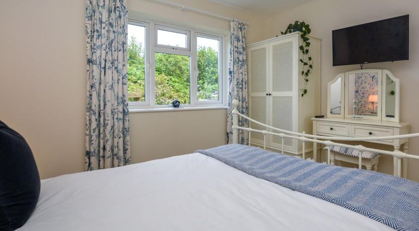 Photo of 1 Bed in Huntshaw