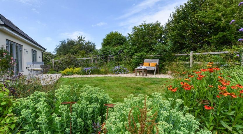 Photo of 1 Bed in Huntshaw