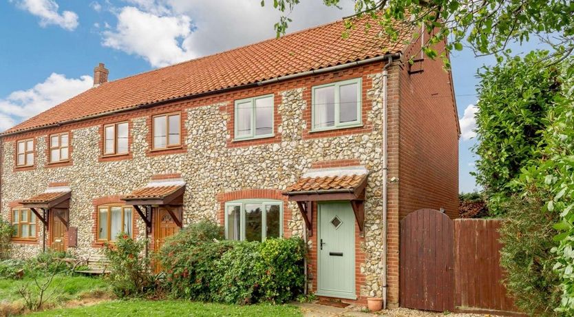 Photo of in Syderstone (89756)
