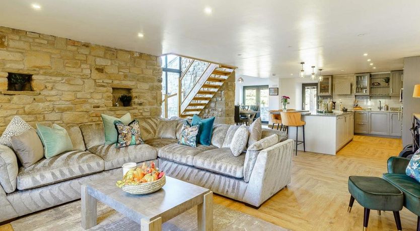 Photo of 3 Bed in Foulridge