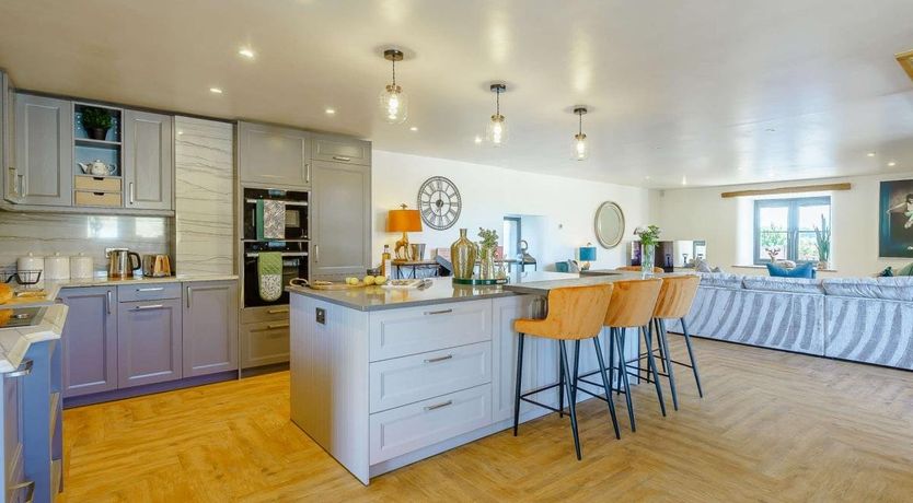 Photo of 3 Bed in Foulridge