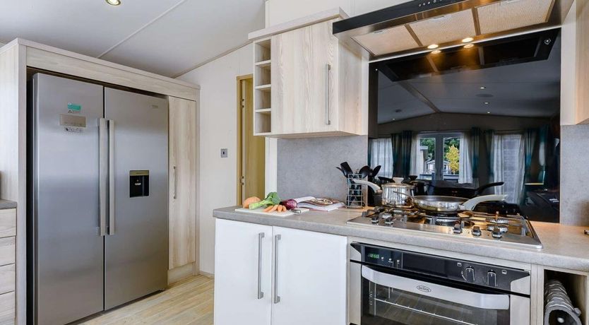 Photo of 2 Bed in New Milton