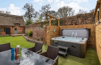 in Sloley (86387) Holiday Cottage