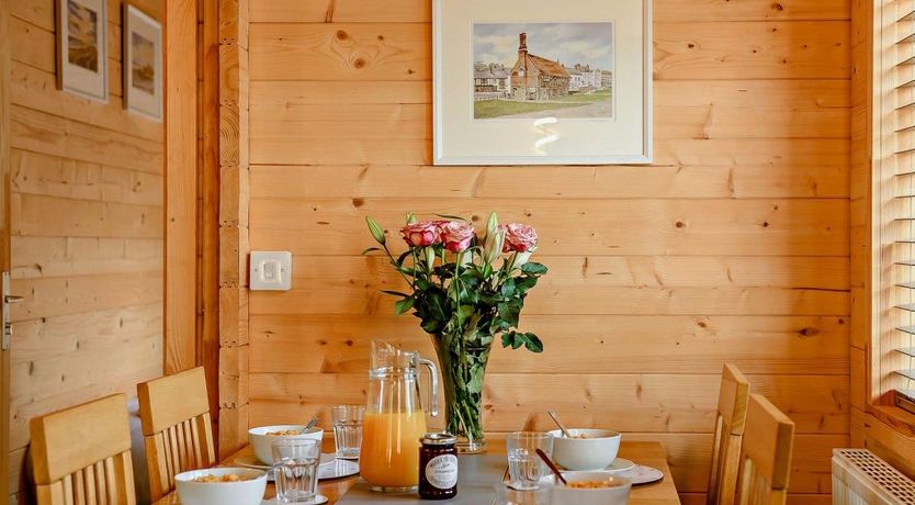 Photo of 2 Bed in Snape