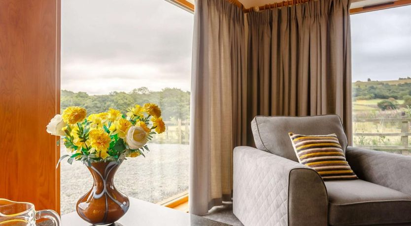 Photo of 3 Bed in Denby Dale