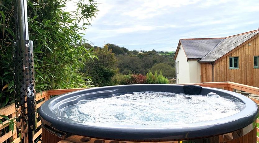 Photo of 3 Bed in Talgarreg