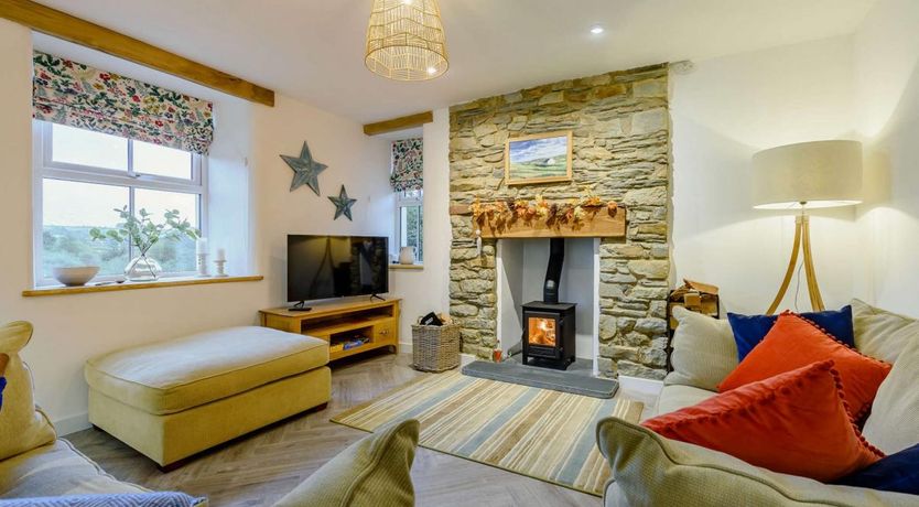 Photo of 3 Bed in Talgarreg