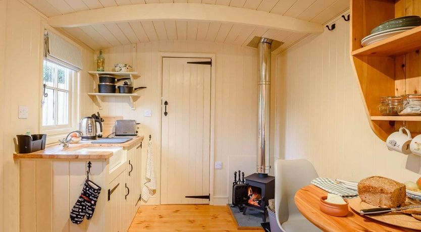 Photo of 1 Bed in Alsop-en-le-Dale