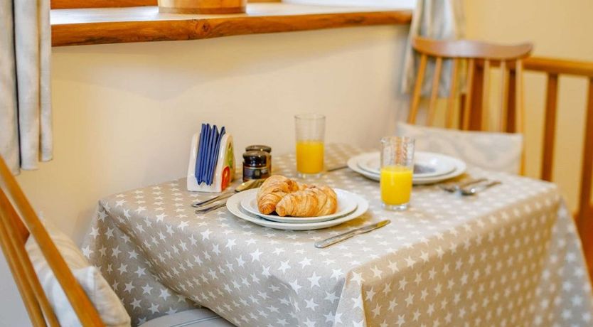 Photo of 1 Bed in Hope Cove