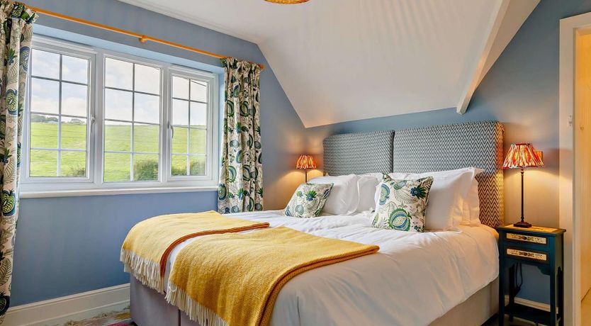 Photo of 2 Bed in Symondsbury