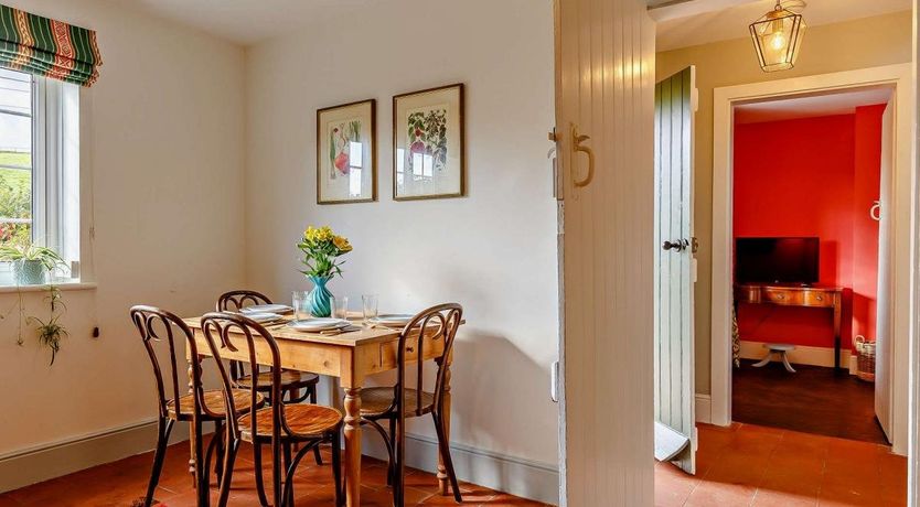 Photo of 2 Bed in Symondsbury