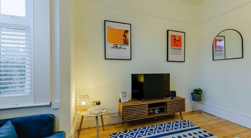 Photo of 2 Bed in Broadstairs