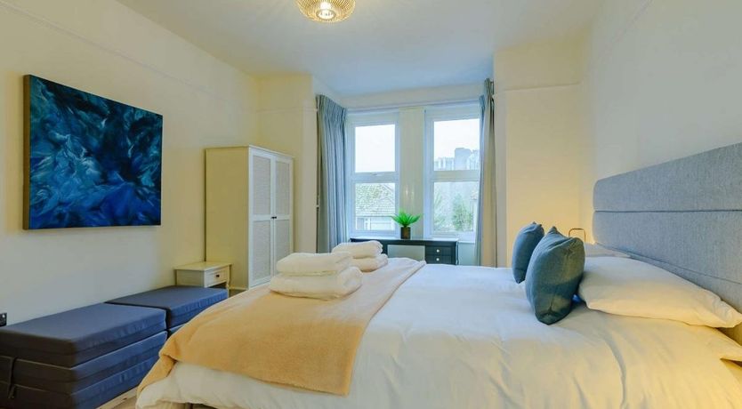Photo of 2 Bed in Broadstairs