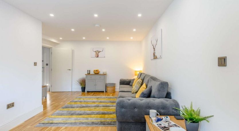 Photo of 2 Bed in Lyndhurst