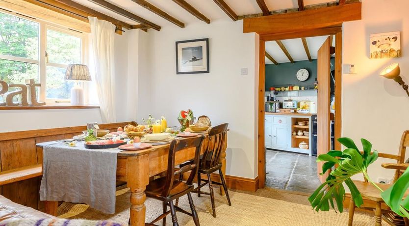 Photo of 2 Bed in Radstock