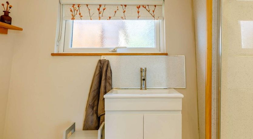 Photo of 1 Bed in Pinhoe