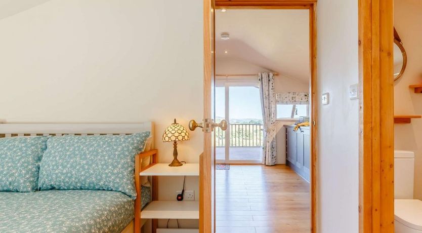 Photo of 1 Bed in Pinhoe