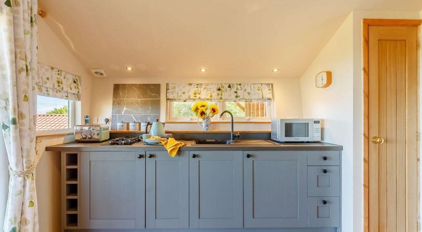 Photo of 1 Bed in Pinhoe