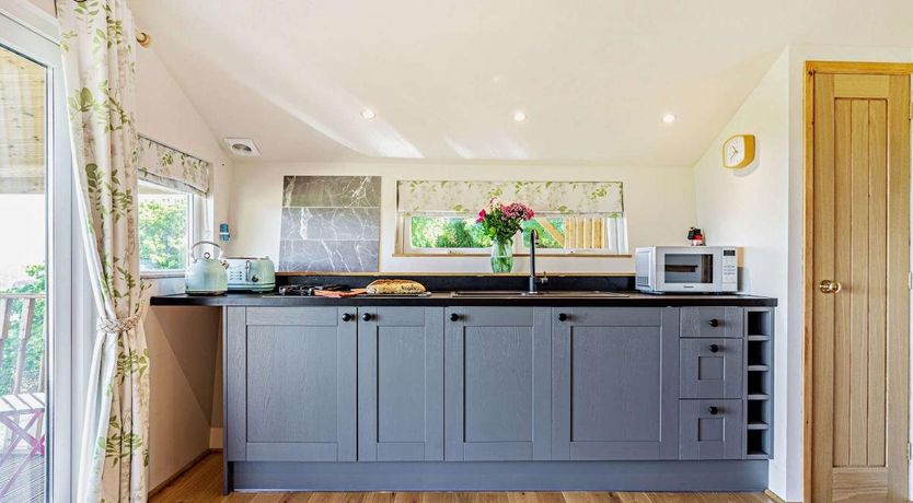 Photo of 1 Bed in Pinhoe