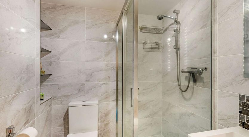 Photo of 2 Bed in Summerbridge