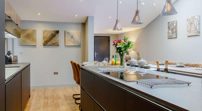 Photo of 3 Bed in Mundeseley