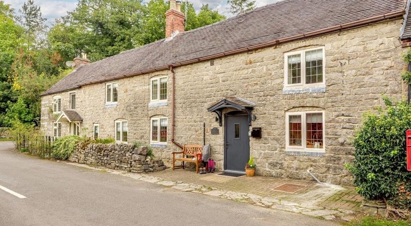 Photo of Cottage in Derbyshire