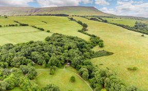 Photo of in Hay-on-Wye  (89522)