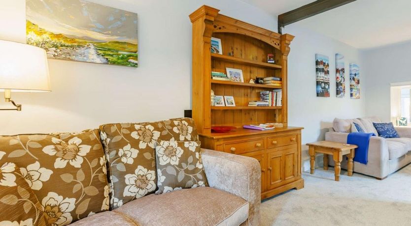 Photo of 2 Bed in Axminster