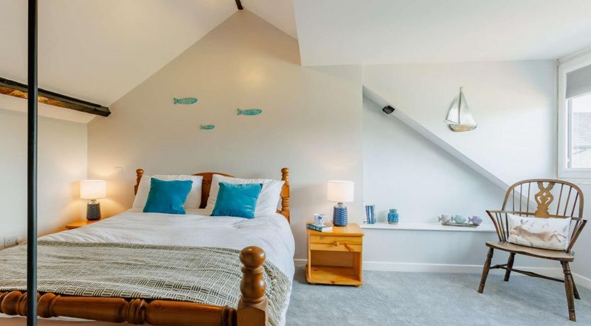 Photo of 2 Bed in Axminster