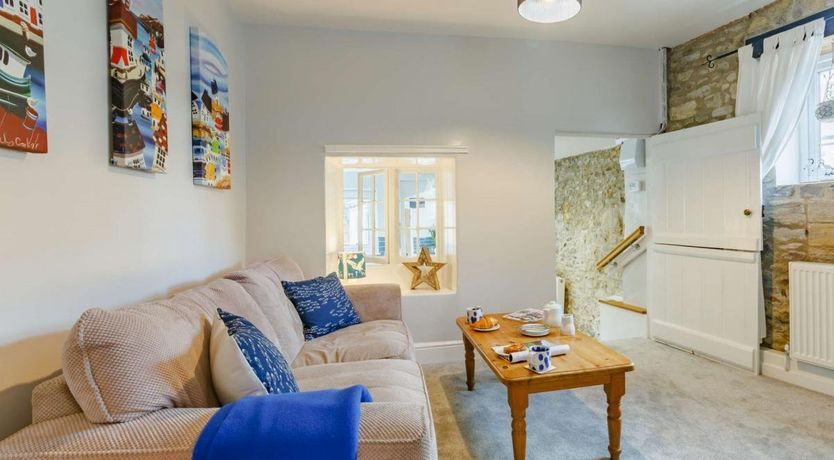 Photo of 2 Bed in Axminster