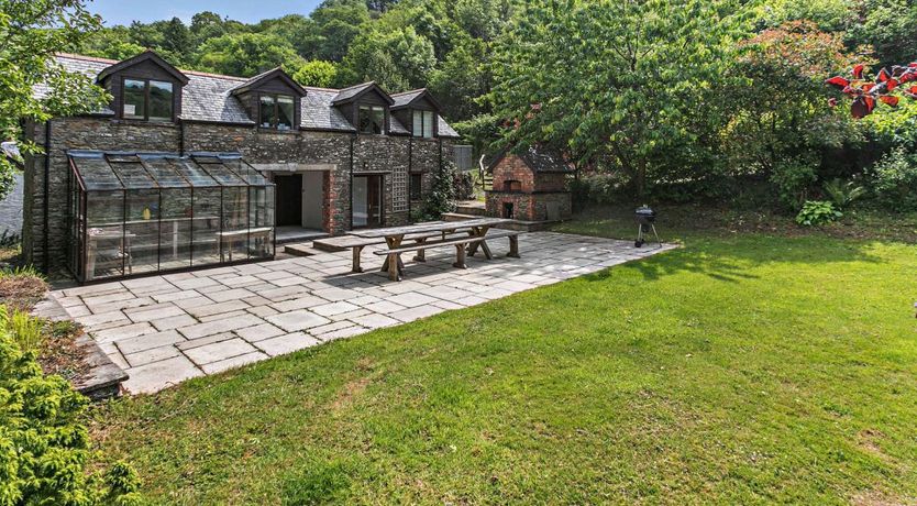 Photo of 4 Bed in Parracombe