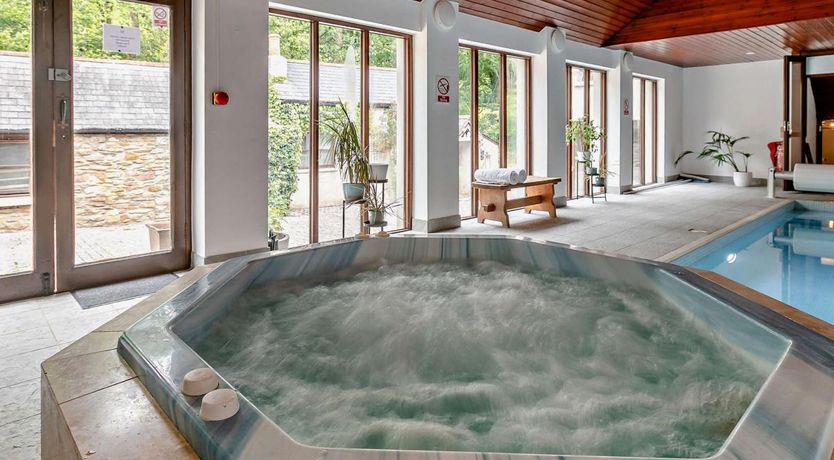 Photo of 4 Bed in Parracombe