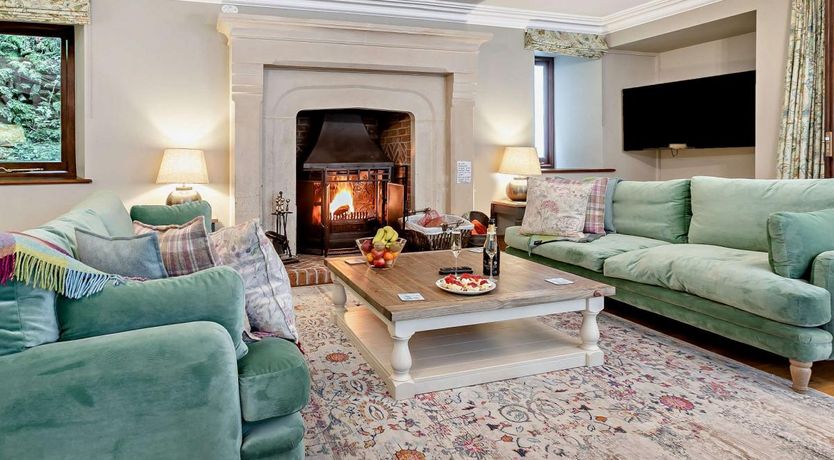 Photo of 4 Bed in Parracombe