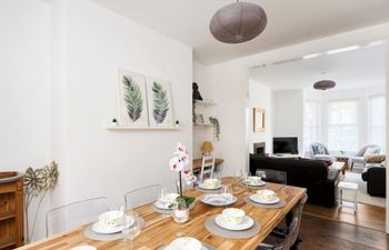 5 Bed in Ilfracombe Holiday Cottage