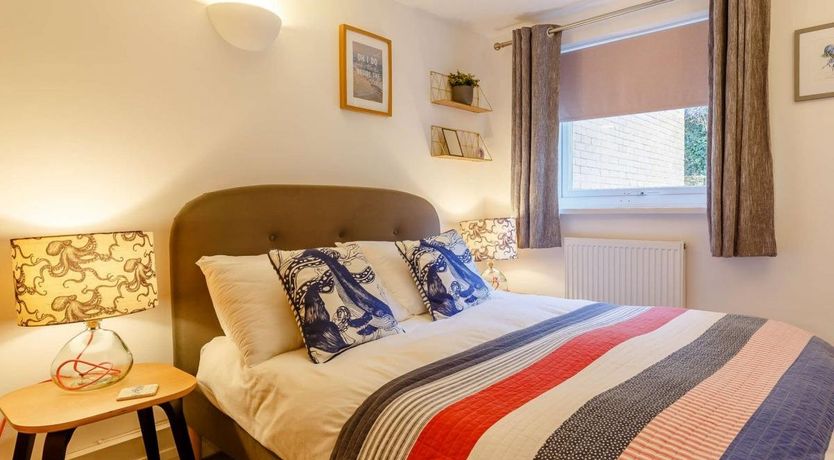 Photo of 2 Bed in Downderry